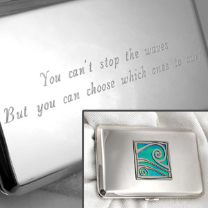Metal Wallet with Engraved Quote